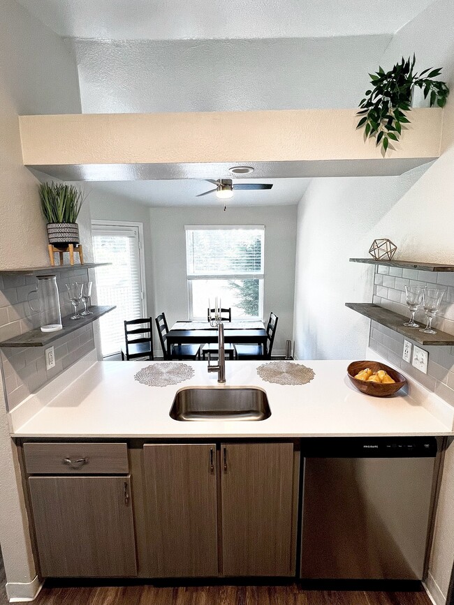 Foto del edificio - Bull Mountain