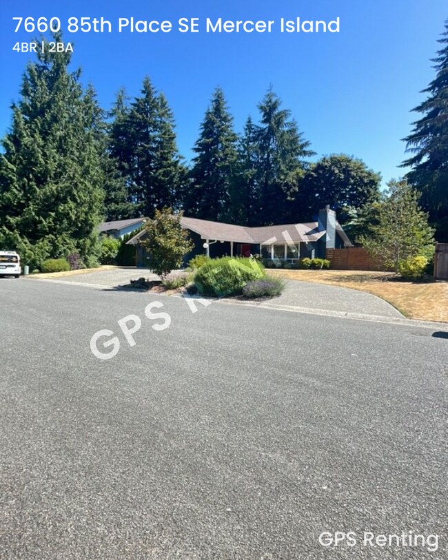 Building Photo - 7660 85th Pl SE