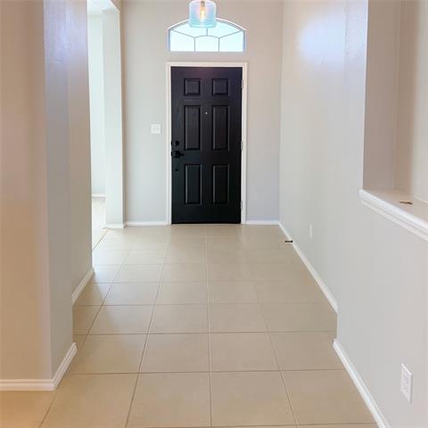 Building Photo - 312 Portland Ct