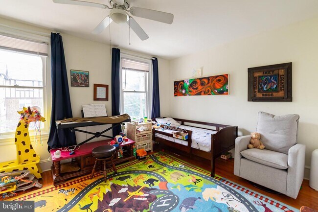 Foto del edificio - 4229 Osage Ave