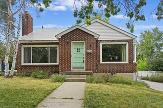 Building Photo - 2326 Bryan Ave