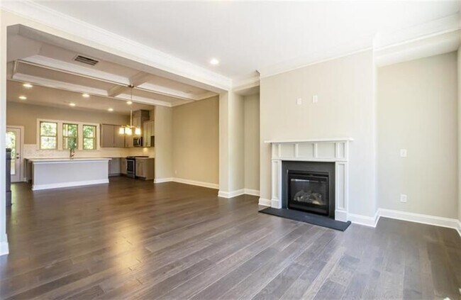 Foto del edificio - 3163 Rutter Dr