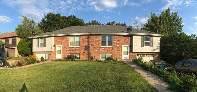 Building Photo - 2609 Southridge Dr