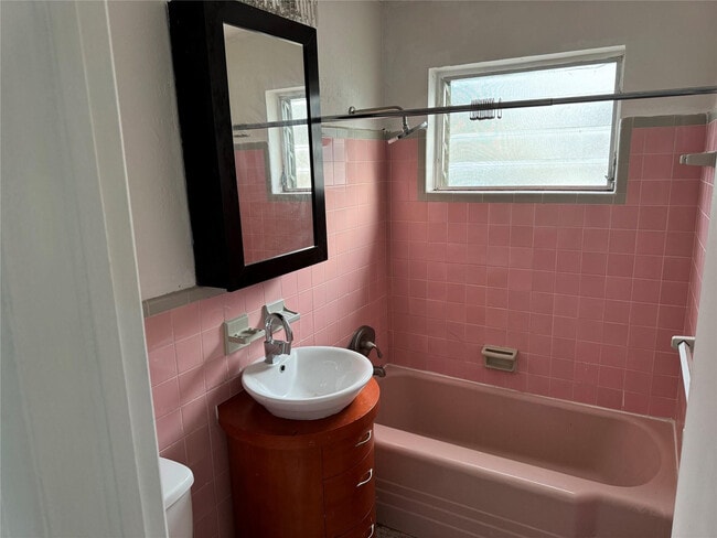 Foto del edificio - 304 SE 4th Ave