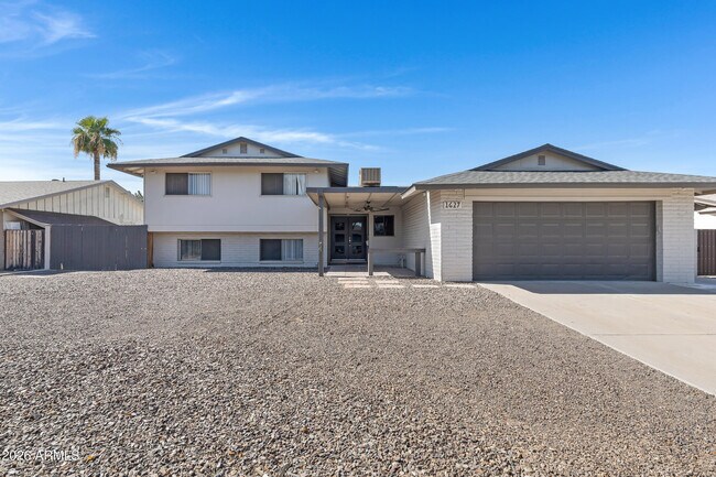 Foto del edificio - 1627 E Fremont Dr