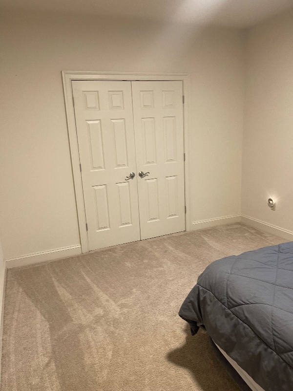 Building Photo - 1015 Heathercroft Cir