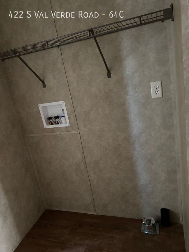 Building Photo - Brand new homes, lease to own all credit t...