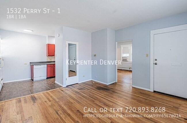 Building Photo - Upstairs 1-Bedroom with Unbeatable Locatio...