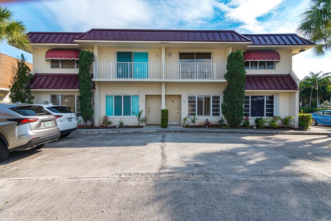 Foto del edificio - 584 SE 20th Ave