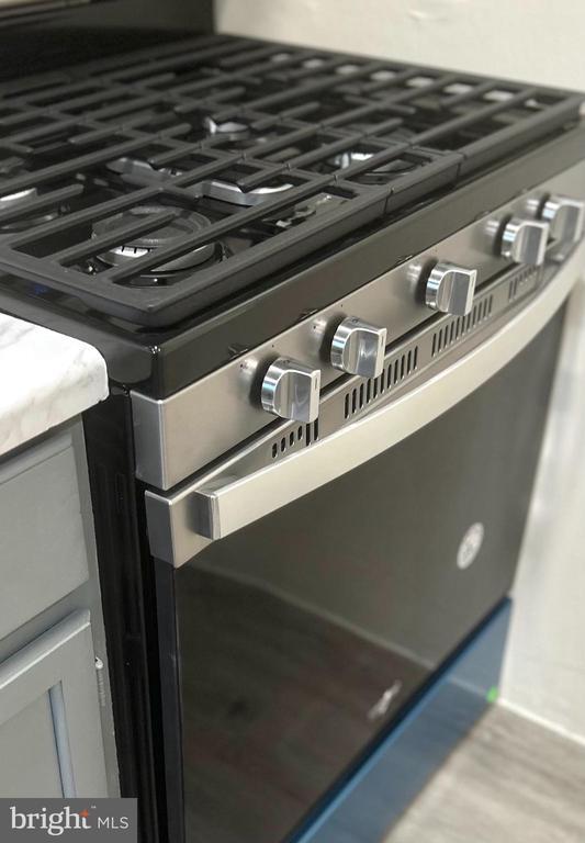 Foto del edificio - 5515 Summerfield Ave