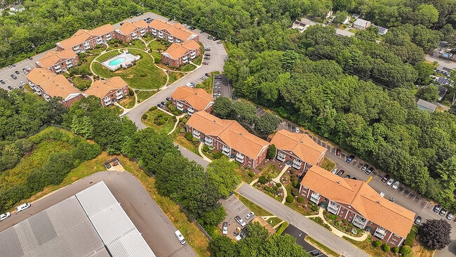 Building Photo - Belmont West