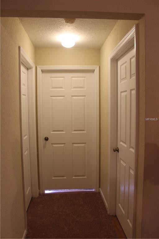 Foto del edificio - 2137 Lake Debra Dr