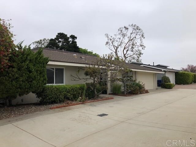 Building Photo - 760 W Solana Cir