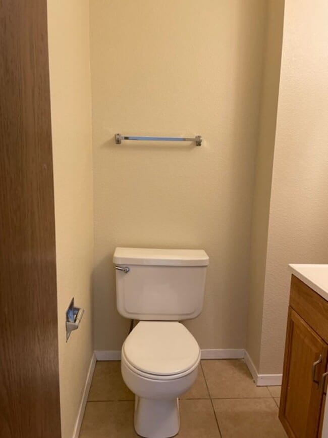 Foto del edificio - LA JOLLA 2BD TWO-STORY TOWNHOME CONVENIENT...
