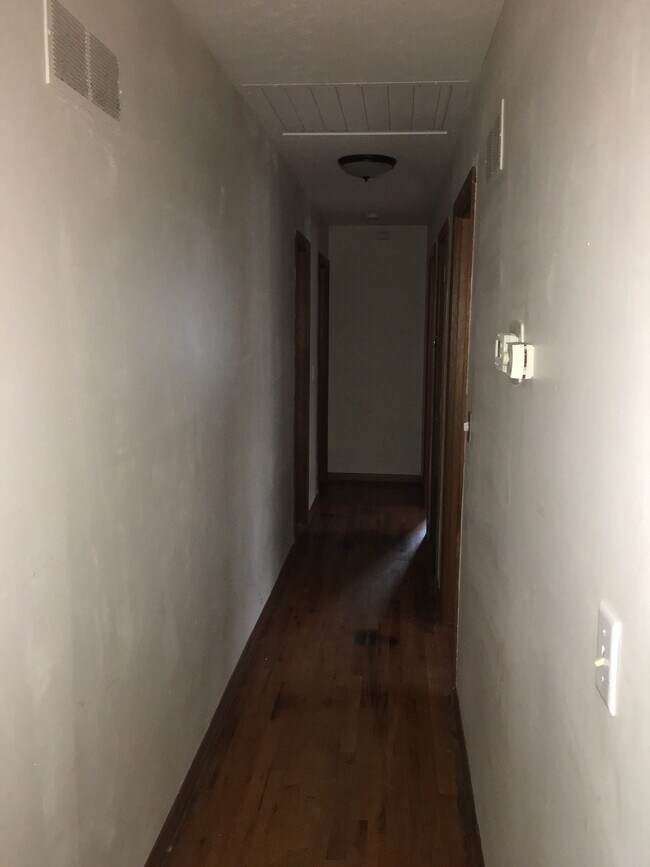 Foto del edificio - 2409 Manchester Rd