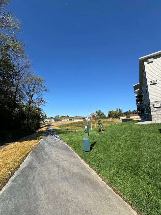 Walking Path - Elm Creek Commons