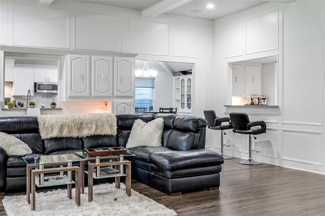Foto del edificio - 10242 Chimney Hill Ln