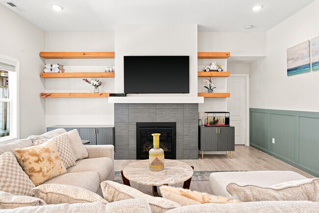Building Photo - 2404 Baxley Dr
