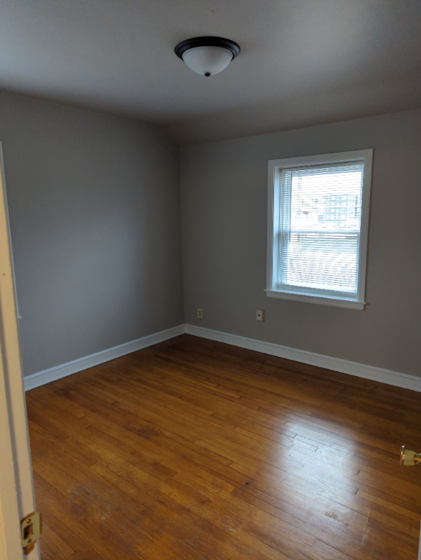 Building Photo - 1445 S 81st St