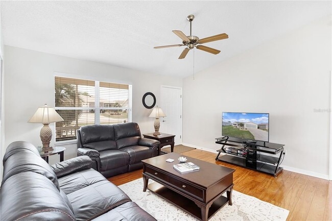 Foto del edificio - 1389 Murrells Inlet Loop