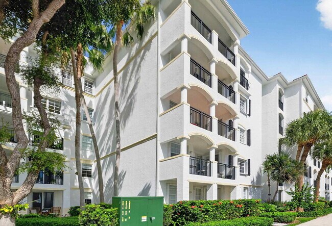 Foto del edificio - 3255 NE 184th St