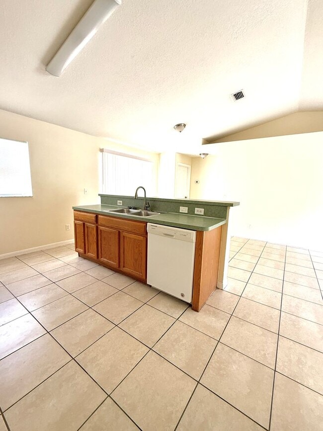 Foto del edificio - 3/2/2 CBS Home - Vero Beach  (LOW MOVE IN ...
