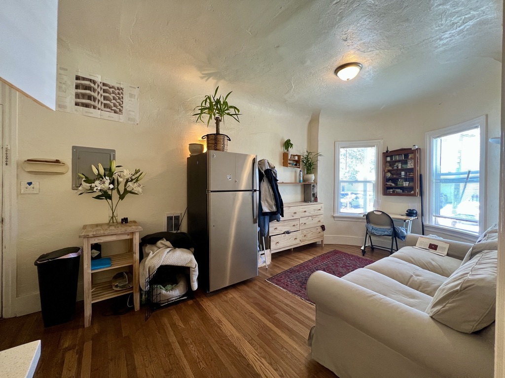 Livingroom - 2035 Channing Way
