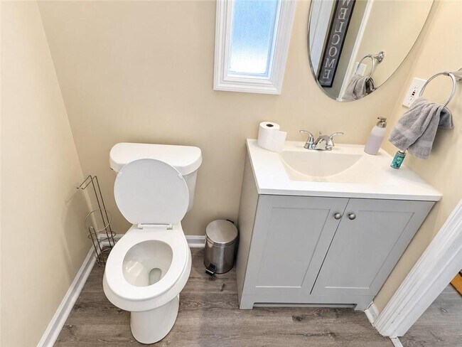 Building Photo - 3025 Sand Wedge Cir