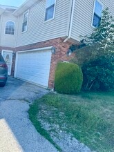 Building Photo - 15544 Greenwood Rd