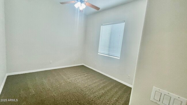 Building Photo - 43577 Sparks Ct