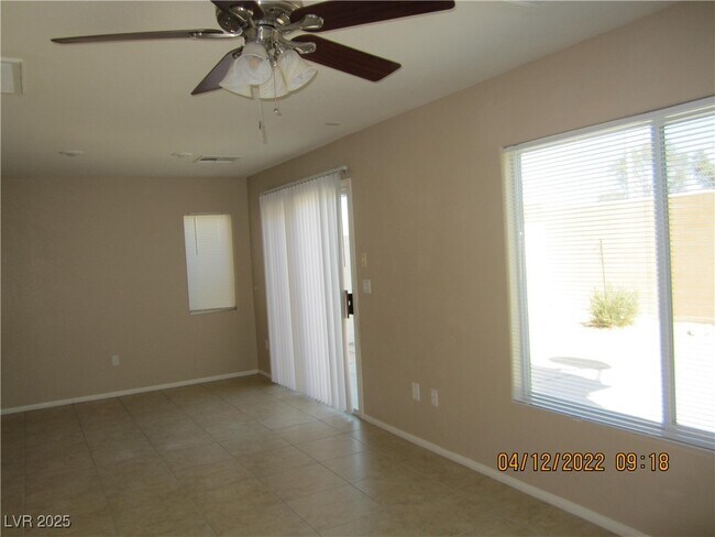 Building Photo - 6504 Blessed Thistle Ave