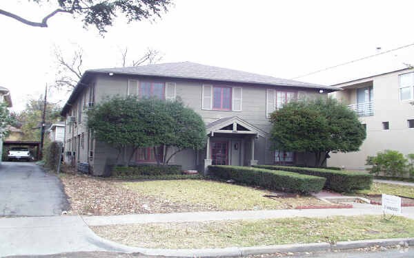 Primary Photo - 3911 Prescott Ave