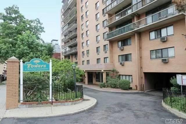 Primary Photo - 136-75-136-37 37th Ave