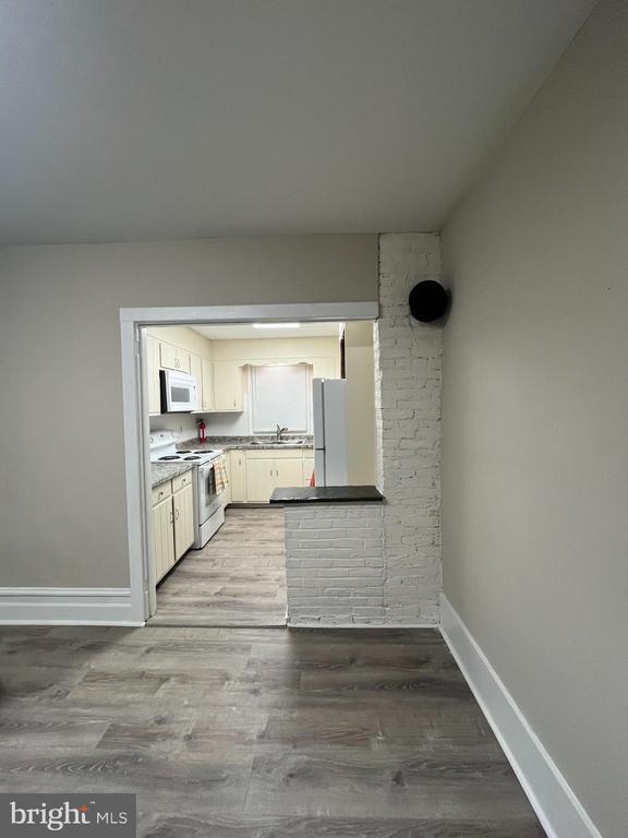 Foto del edificio - 44 E 2nd St