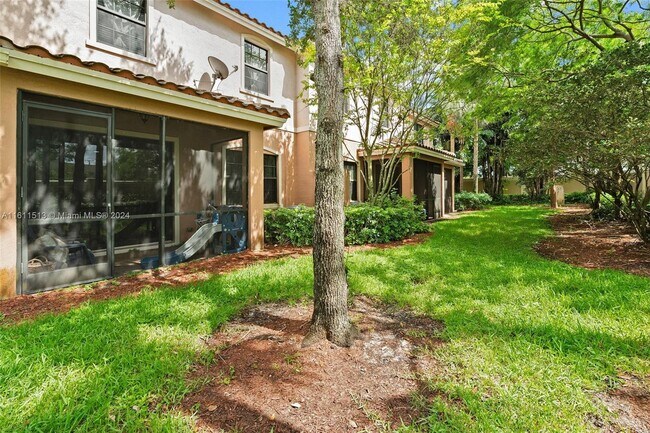 Building Photo - 129 Riverwalk Cir W