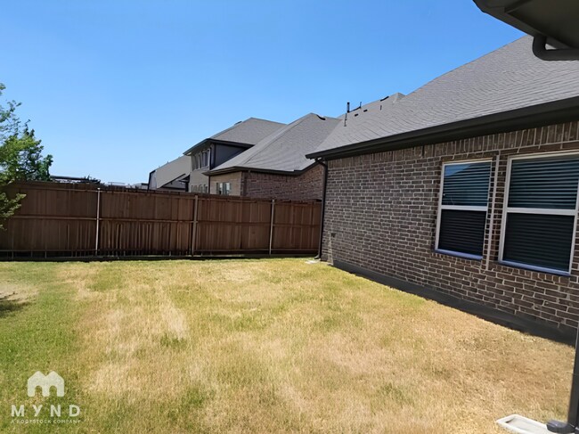 Building Photo - 2504 Sturgis St