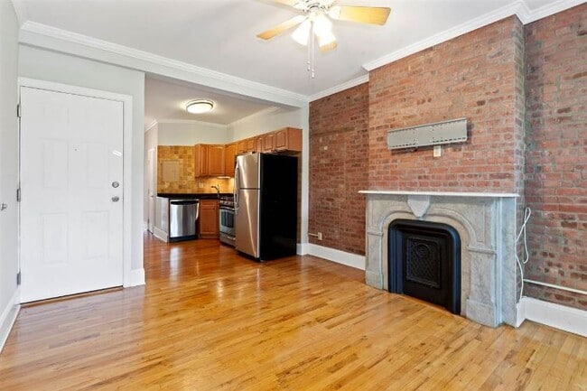 Building Photo - 227 3rd St