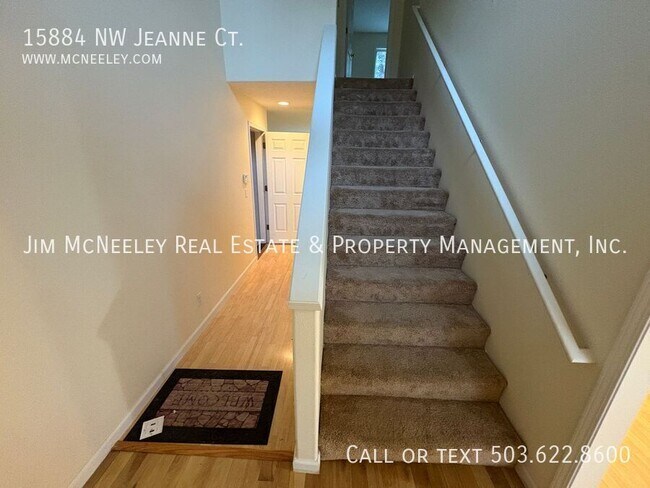 Foto del edificio - 15884 NW Jeanne Ct