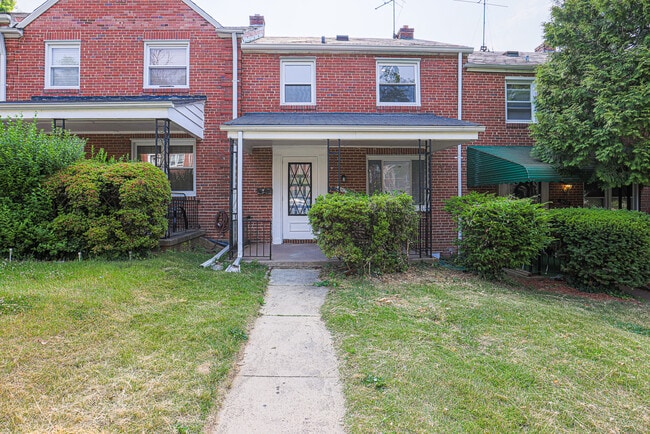 Building Photo - 3825 Rexmere Rd