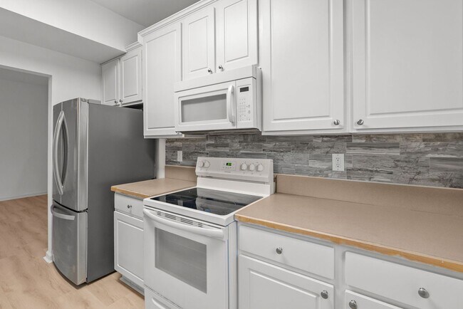 Foto del edificio - Modern Coastal Living in the Heart of Virginia Beach