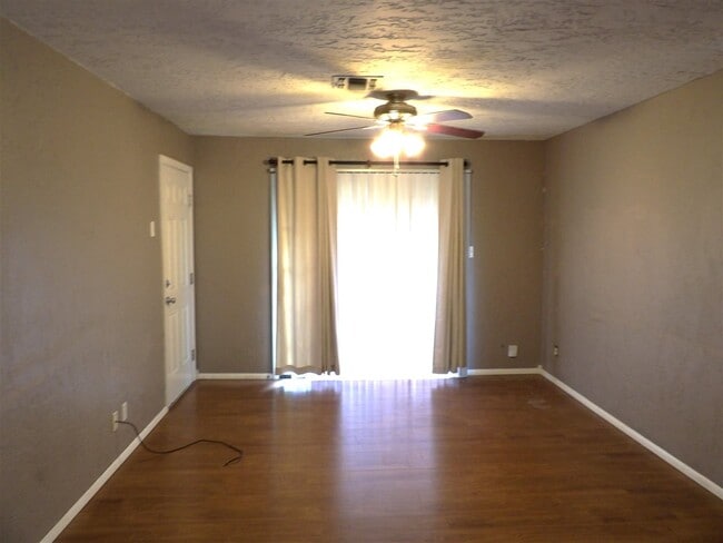 Building Photo - 407 NW 56th St