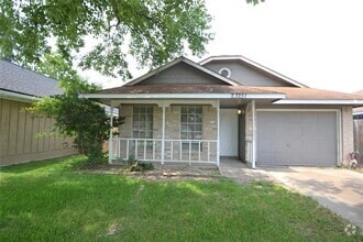 Building Photo - 23251 Tree House Ln