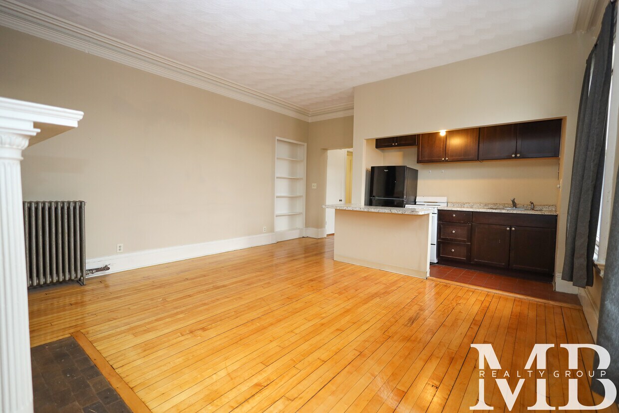 Foto principal - 465 Park Dr