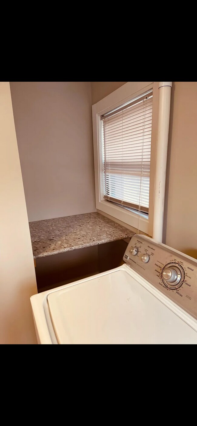 Foto del edificio - 702 S Darien St