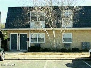 Building Photo - 51 White St