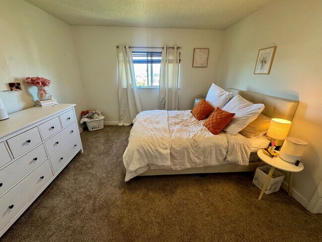 Building Photo - 3 bedroom home in Wagon Trails with commun...