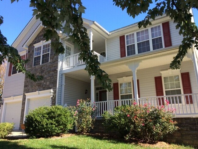 Foto del edificio - Stunning, Spacious Home in Prime Apex Location – Zoned for Top-Rated Apex Schools!