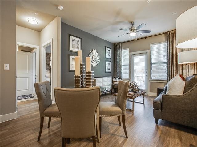 Foto del edificio - 610 Via Ravello Via