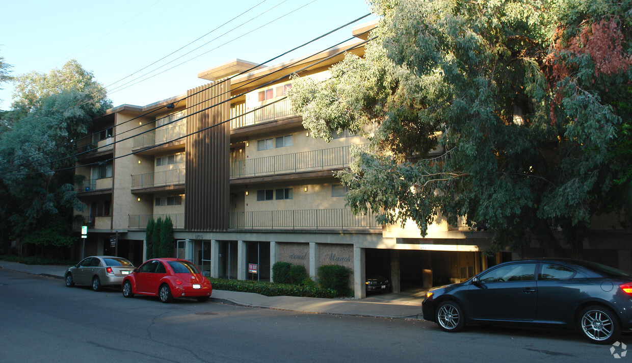 Foto del edificio - Carmel Manor