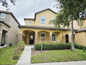 Building Photo - 13778 Summerport Trail Loop